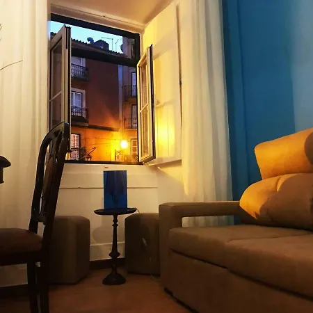 The Spot In Alfama Διαμέρισμα *