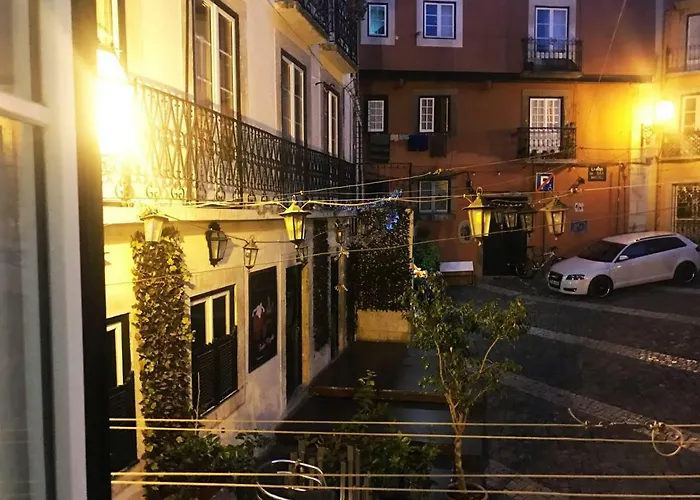 Daire The Spot In Alfama Lisboa